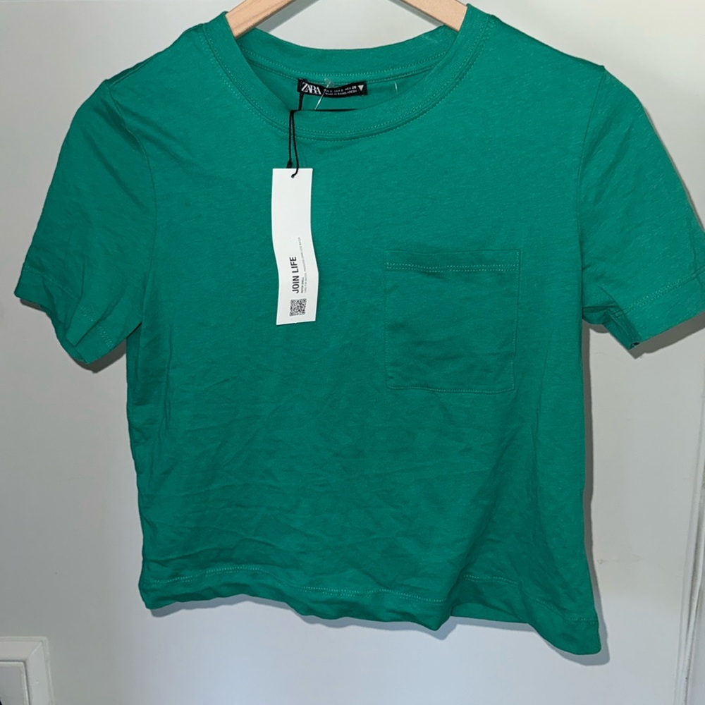 Zara, Size S, Green Crop Top, Never Worn.